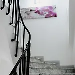 Hotel Des Arcades 3*