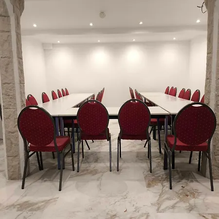 Des Arcades Otel 3*