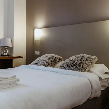 Hotel Des Arcades Reims