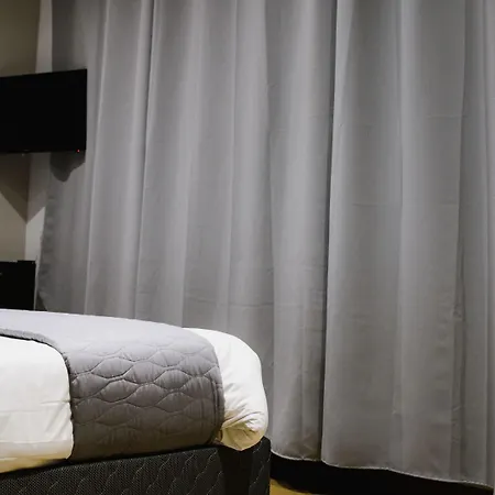 Hotel Des Arcades 3*