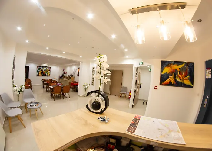 Des Arcades 3* Reims